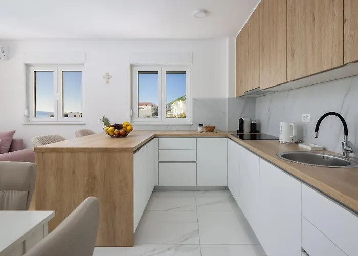 Dalmatian Olive Apartment Makarska